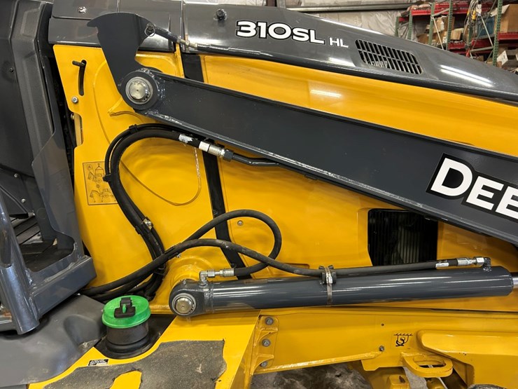 2021-deere-310sl-hl-image-12