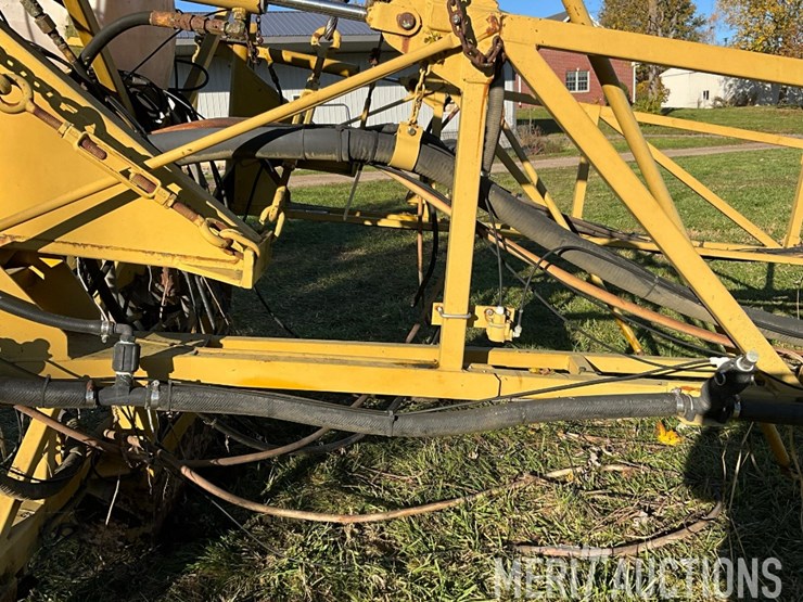 70ft.-sprayer-boom-image-34