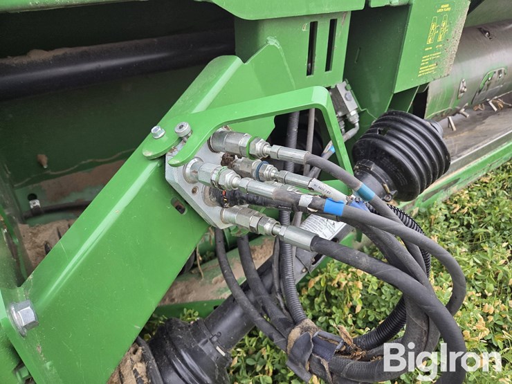 2015-john-deere-630fd-image-11