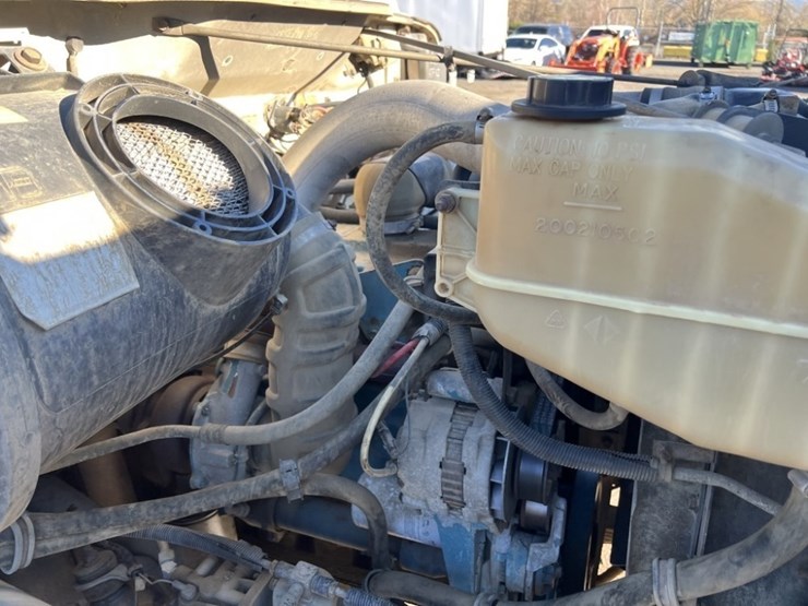 1996-international-4700-image-10