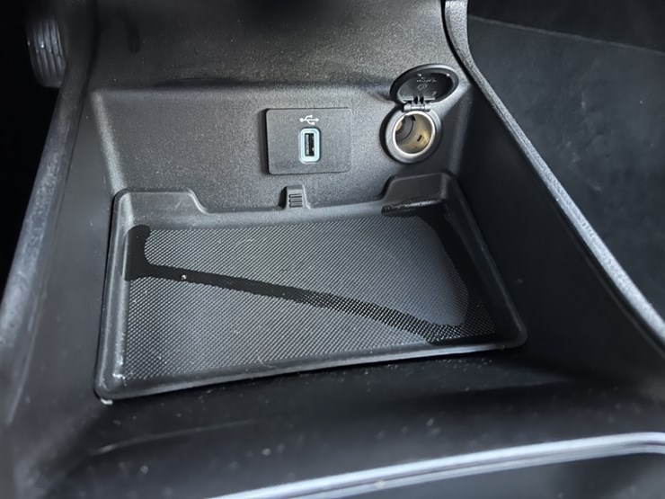 2017-ford-fusion-se-awd-sedan-image-29