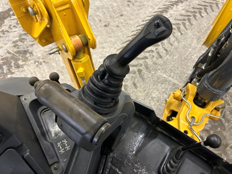 2021-deere-310sl-hl-image-57