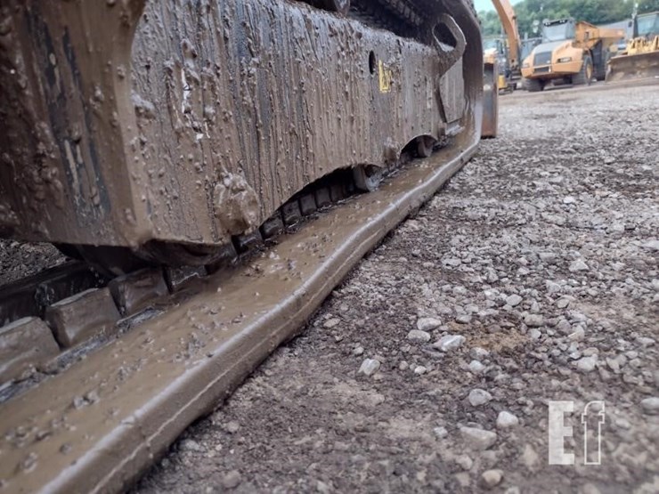 bobcat-e32i-image-31