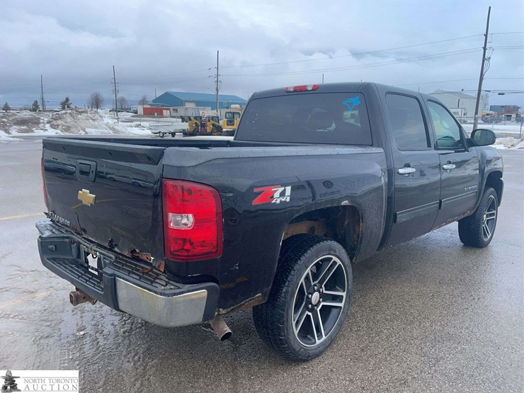 2013-chevrolet-silverado-1500-image-5