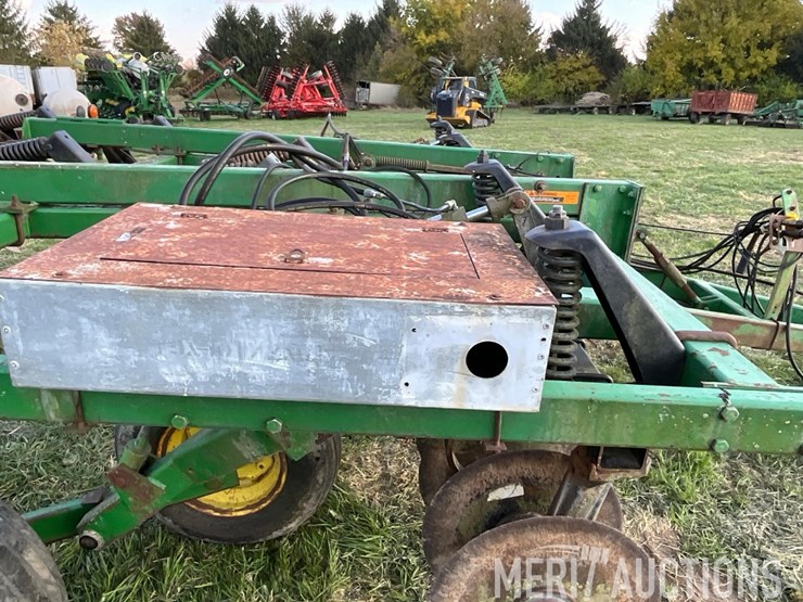 john-deere-714-image-34