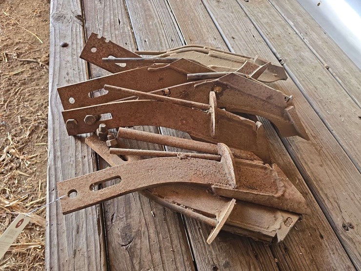 anhydrous-knives-some-are-dual-lined-image-2