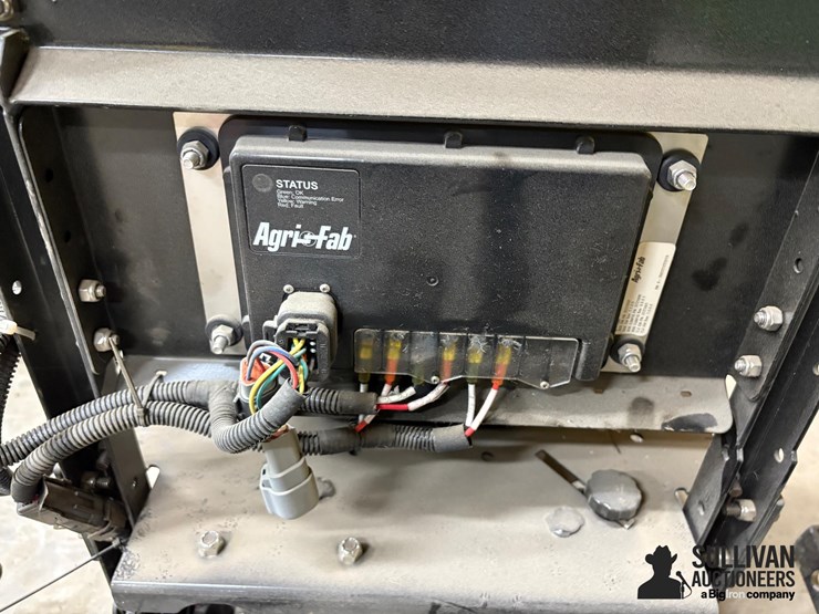 john-deere-gator-image-12