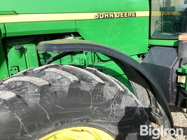 1995-john-deere-8200-image-17