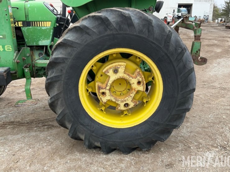 john-deere-2755-image-23
