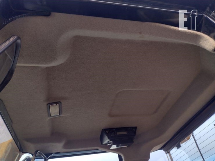 caterpillar-930g-image-15