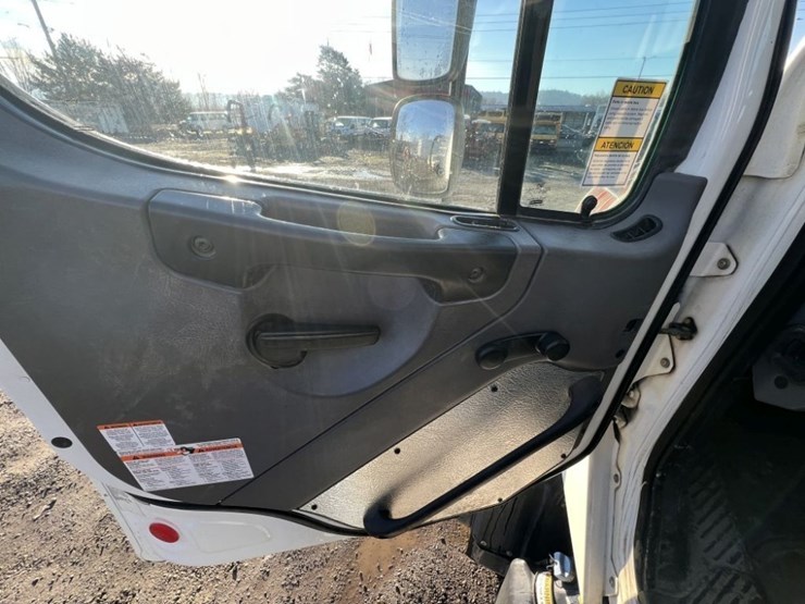 2014-vactor-2100-image-25