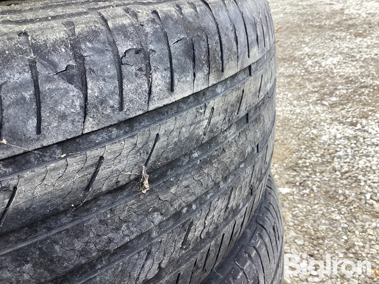 michelin-235/55r20-tires-image-12