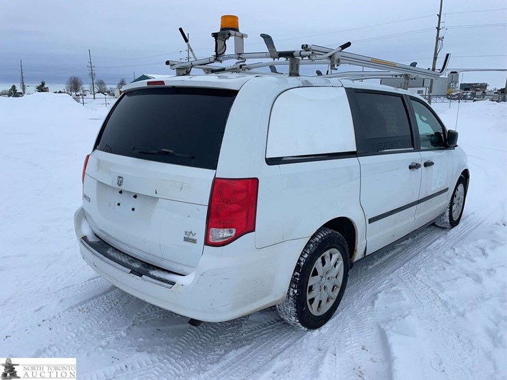 2015-ram-c/v-image-5