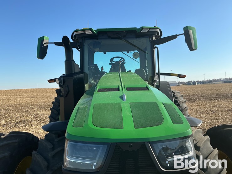 2024-john-deere-8r-370-image-17