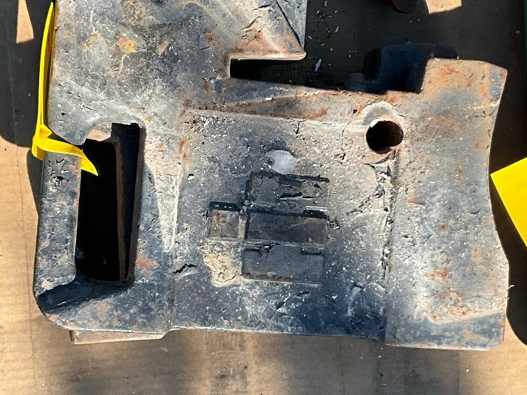 (3)-ih-suitcase-weights-image-1