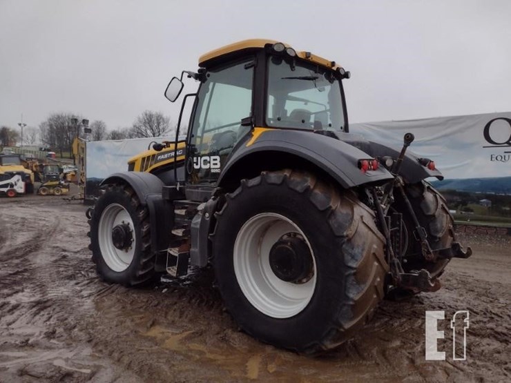 jcb-fastrac-8250-image-28