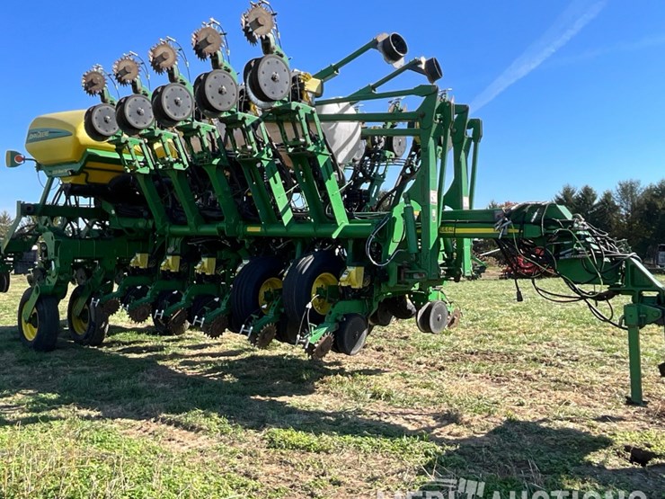 john-deere-1790-image-6