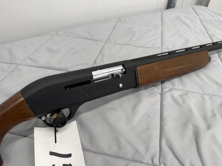 huglu-arms-sharptail-12-gauge-shotgun-image-1