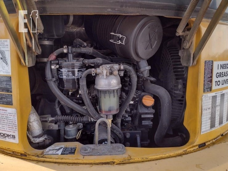 2013-deere-35d-image-43