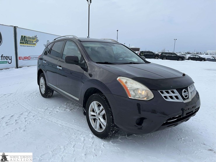 2013-nissan-rogue-image-3