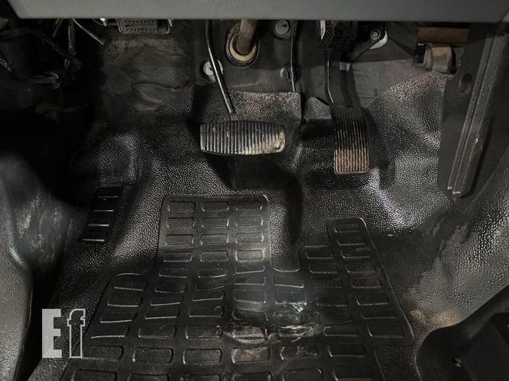 2023-ford-f650-sd-image-19