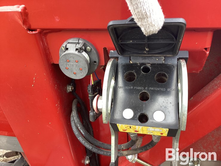 2010-case-ih-3408-image-17