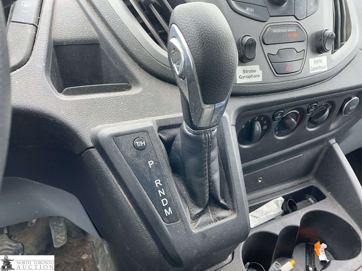 2018-ford-transit-image-16