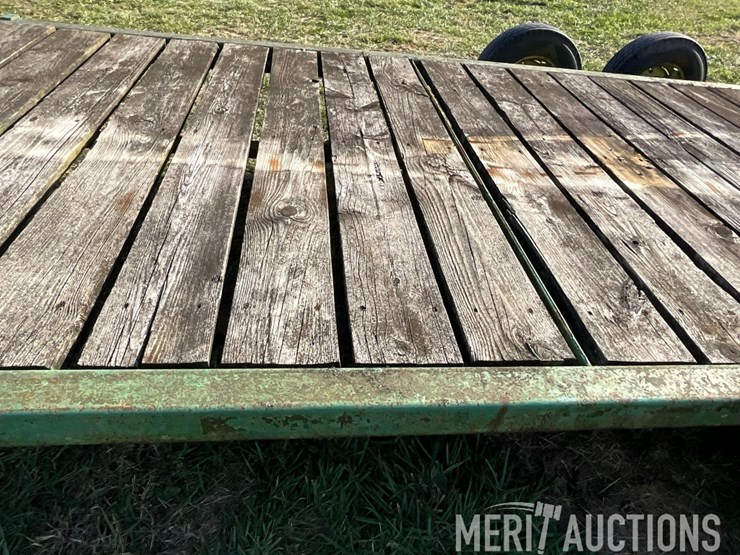 john-deere-implement-trailer-image-28