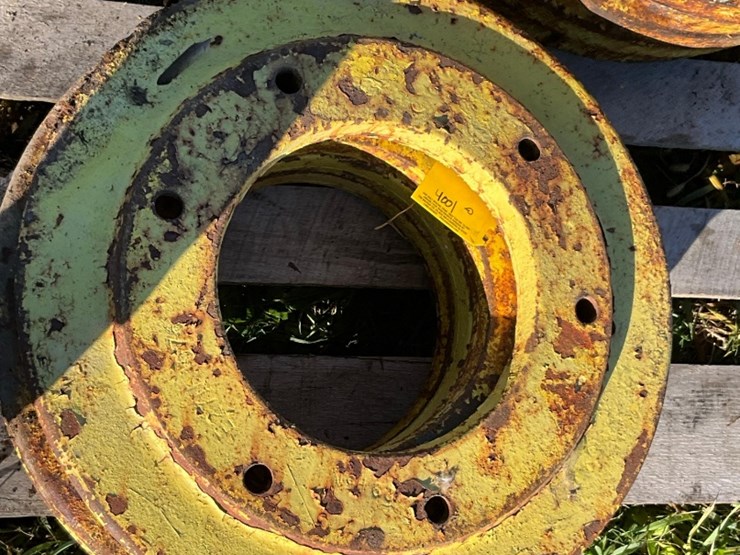 (4)-tractor-rear-wheel-weights-image-6