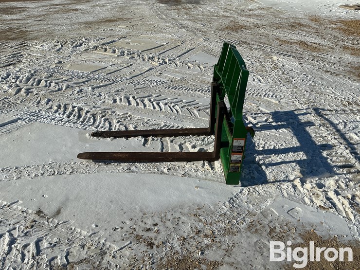 2013-frontier-4'-euro-mount-pallet-forks-image-8