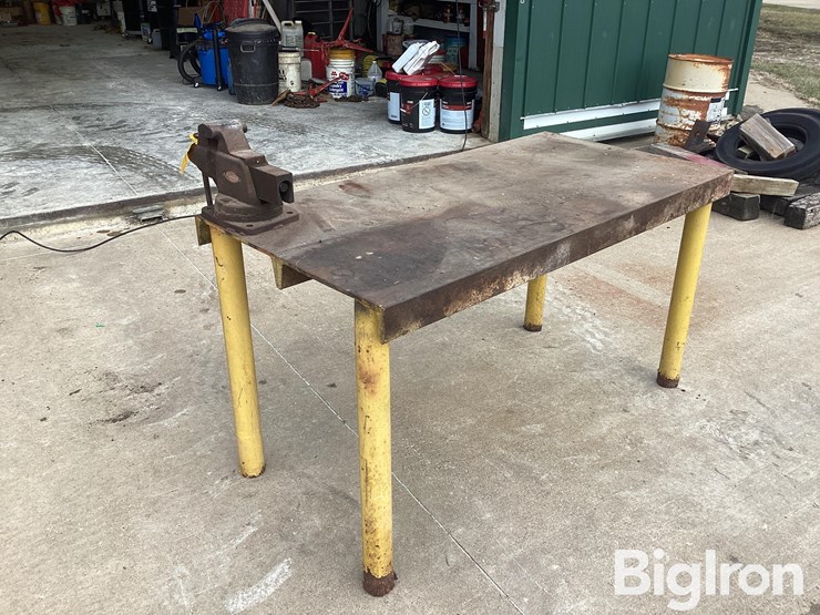 heavy-duty-metal-work-bench-image-7