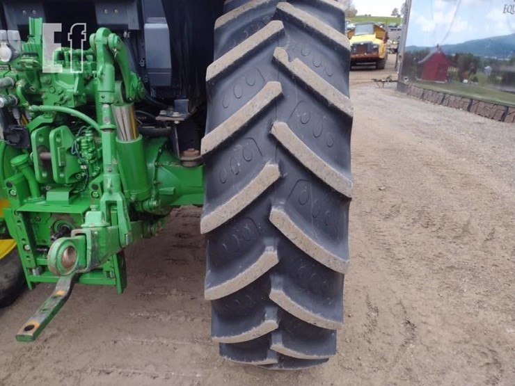 2014-john-deere-6140m-image-17