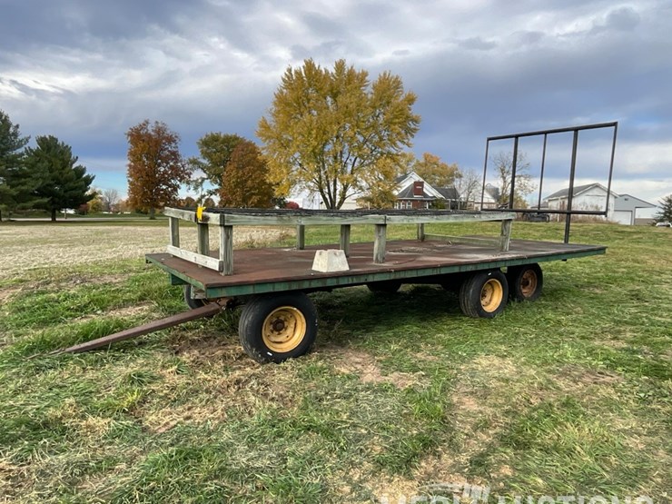 20ft.-hay-rack-with-steel-deck-image-1