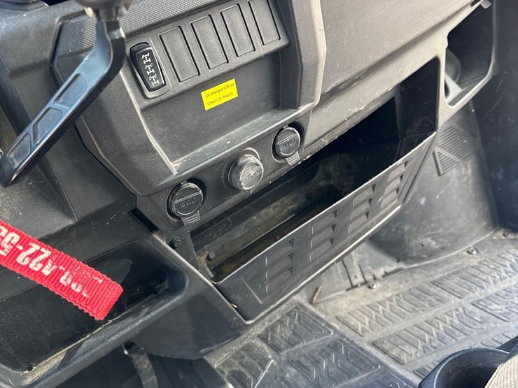 2023-polaris-ranger-1000-image-14