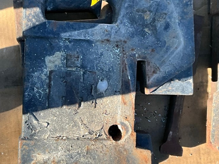 (3)-ih-suitcase-weights-image-2