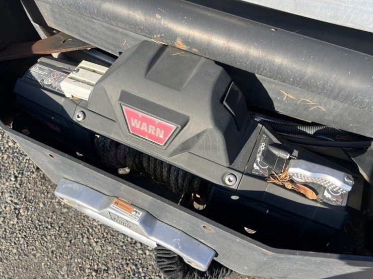 2004-chevrolet-silverado-3500-image-9