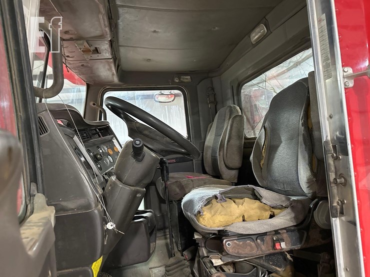 2006-kenworth-t800-image-7