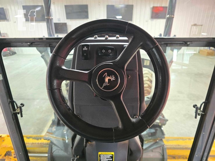 2020-deere-670gp-image-15