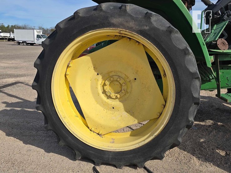 john-deere-6405-image-14