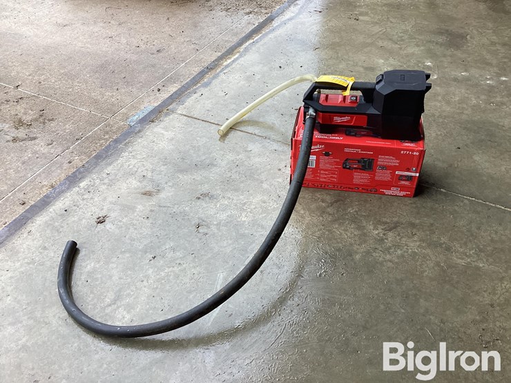 milwaukee-m18-transfer-pump-image-8