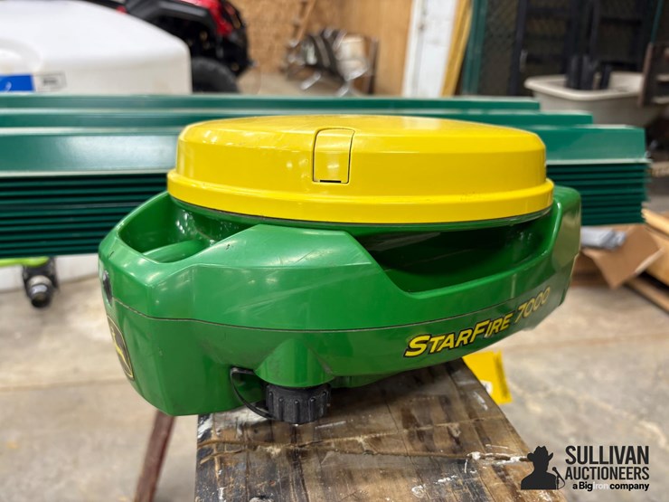 john-deere-7000-image-1