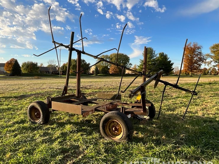 kelderman-6-row-corn-reel-on-cart-image-3