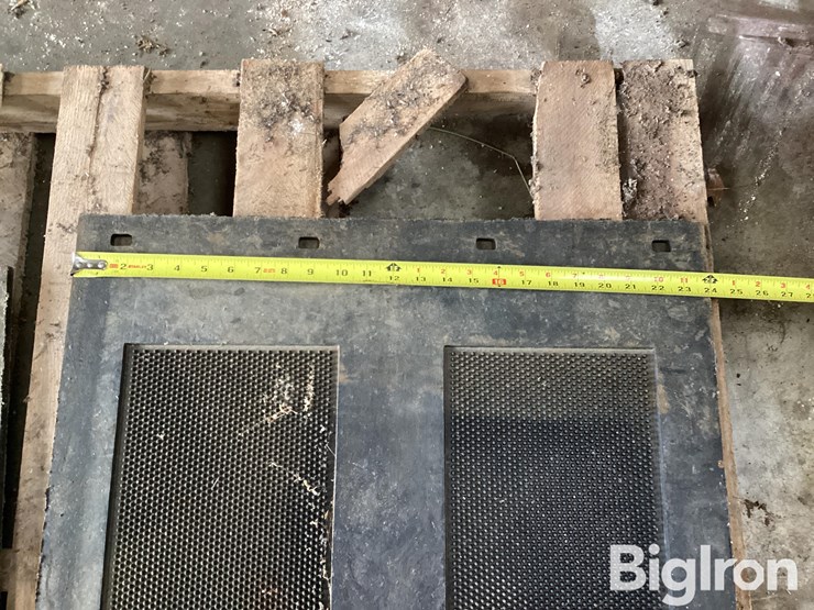 wilson-trailer-mud-flaps-image-7