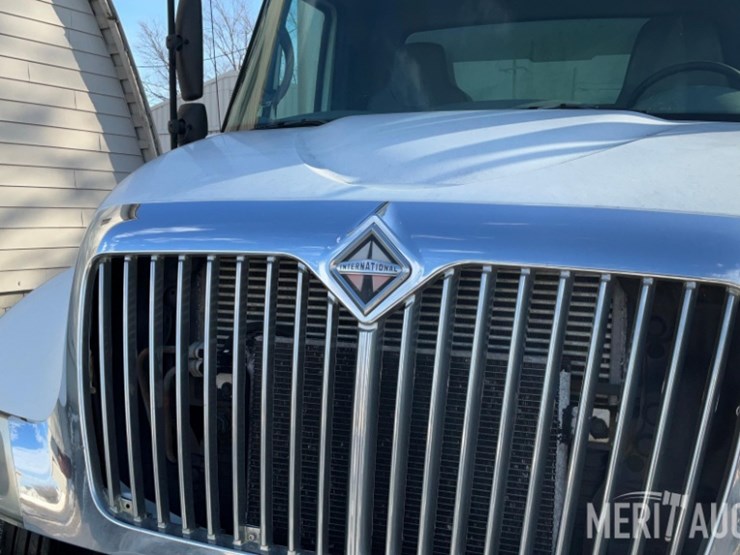 2007-international-durastar-4300-image-9