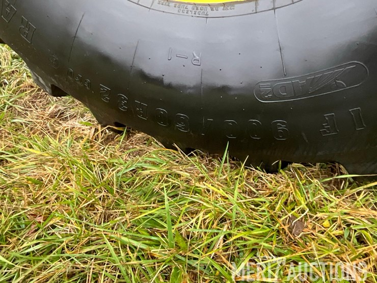 2015-john-deere-s660-image-22