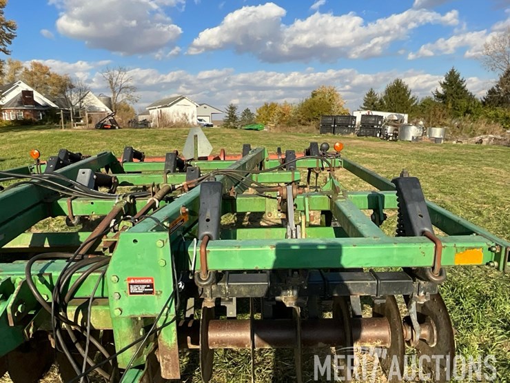 john-deere-714-image-10