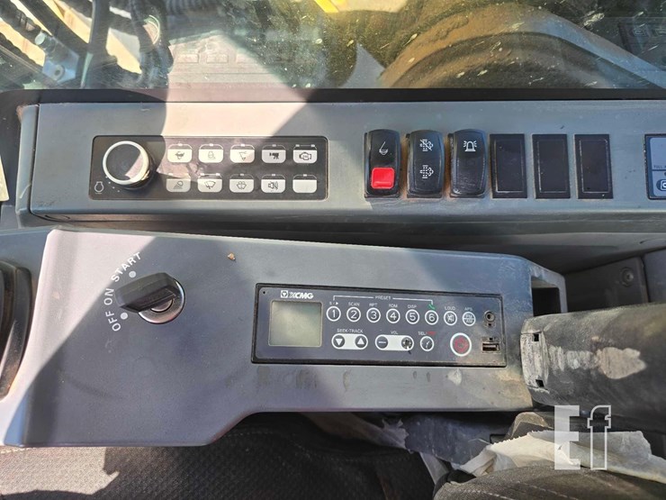 2022-xcmg-xe210u-image-16