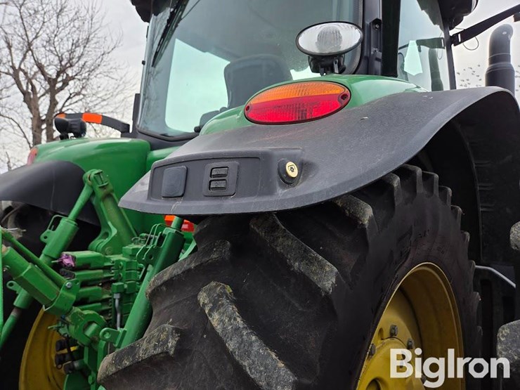 2013-john-deere-8360r-image-15