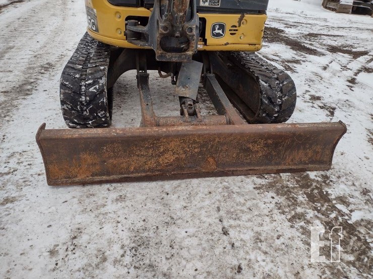 2016-deere-35g-image-19