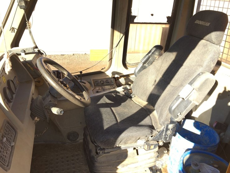 2007-moxy-mt31-articulated-off-road-dump-image-7